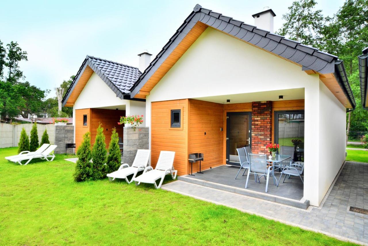 Amber Domki Jaroslawiec Exterior photo